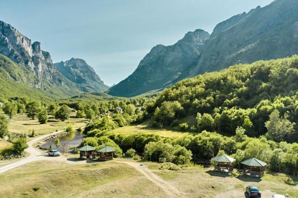 Ethno Katun Rosi Agrotourism Hotel Gusinje Kültér fotó