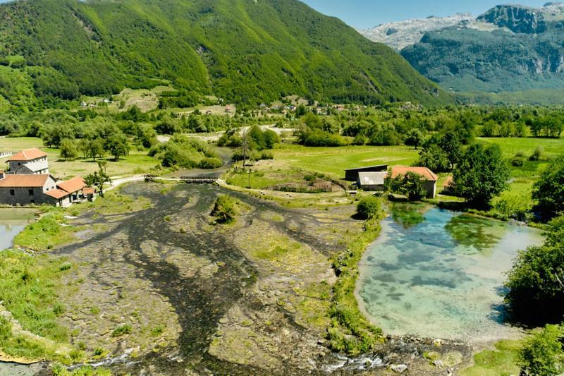 Ethno Katun Rosi Agrotourism Hotel Gusinje Kültér fotó