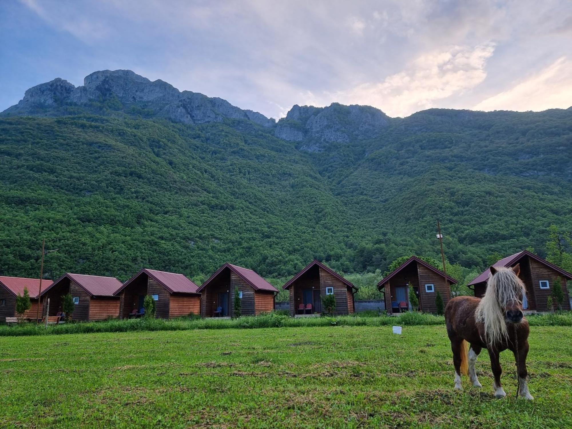 Ethno Katun Rosi Agrotourism Hotel Gusinje Kültér fotó
